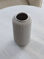گلدان دکوراتیو Fluted Vase  برای گل مصنوعی - تصویر 4