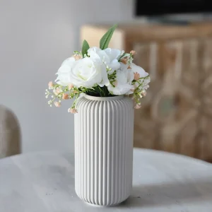 گلدان دکوراتیو Fluted Vase  برای گل مصنوعی
